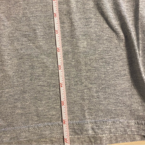 Champion Chicago Bulls T-Shirt Unisex Extra Large Gray NBA NWOT Short Sleeve - Picture 7 of 7